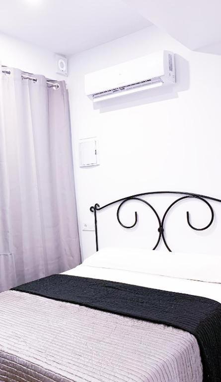 Hostal El Castillo Алькала-де-Гуадаїра Екстер'єр фото